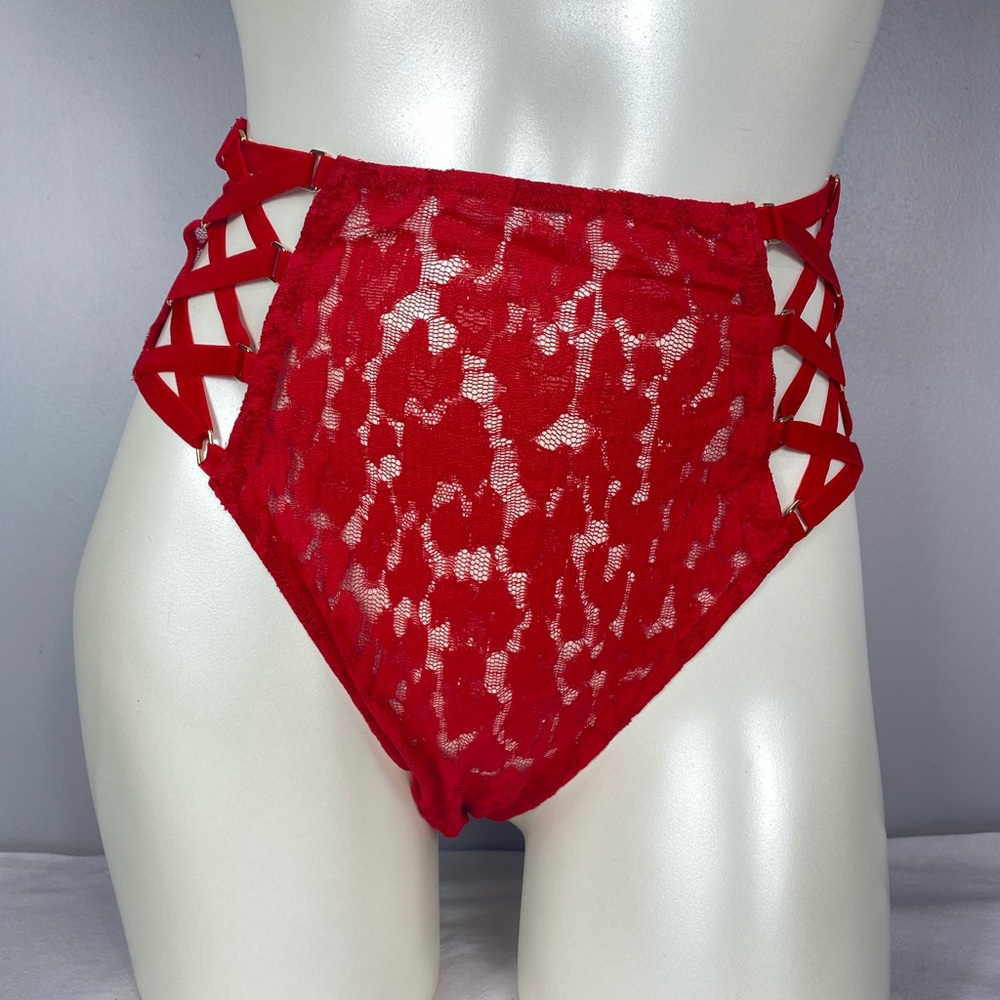 VS Red High-Waist Stretchy Lace Strappy Thong